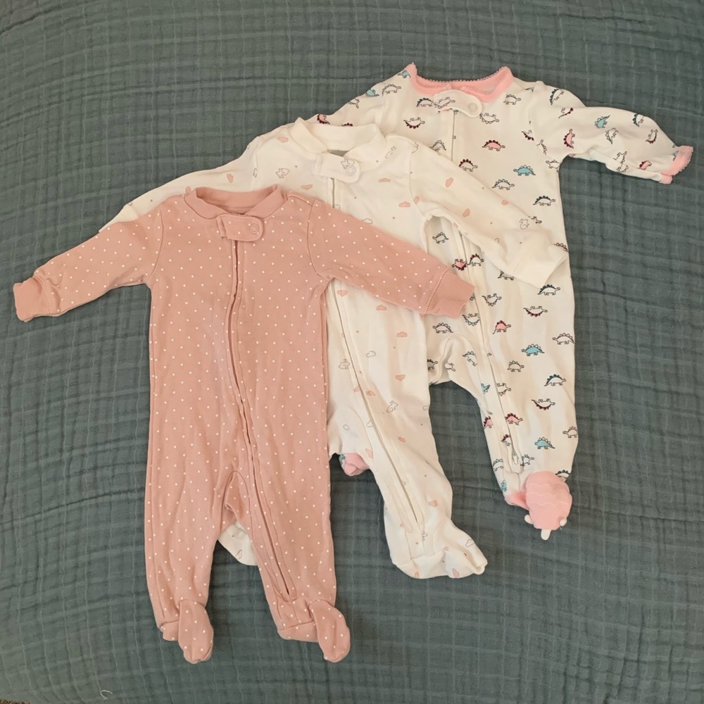 🎁NWOT 3 pack Carter’s zipper footies - Picture 1 of 8